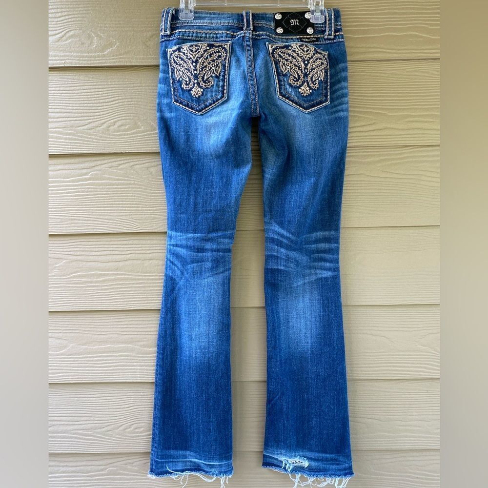 Miss Me Embroidered Distressed Faded Boot Cut Stretch Denim Jeans Size 27